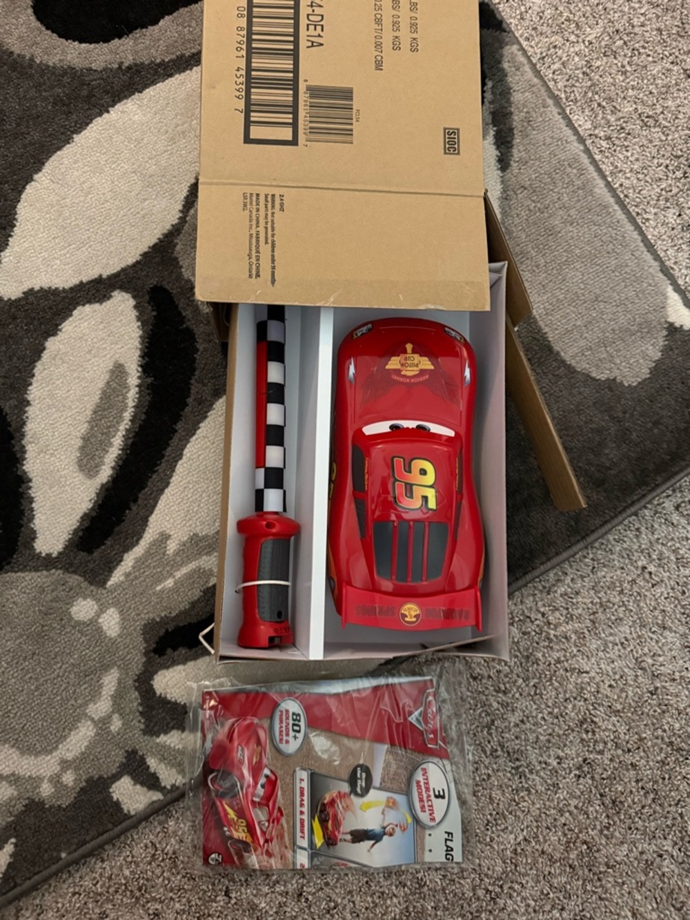 Flag finish Lightning McQueen Race Car Toy- rare!